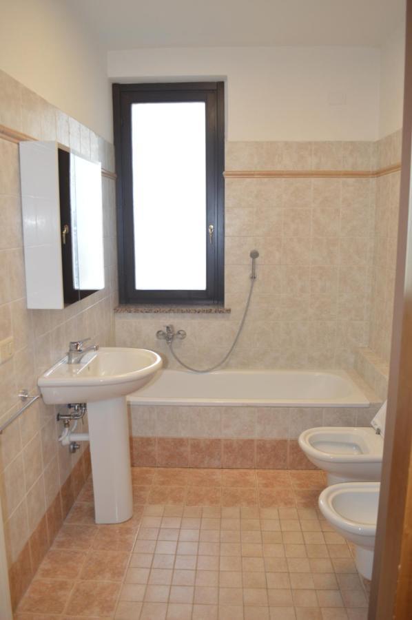 V12 Apartments - Trecate المظهر الخارجي الصورة